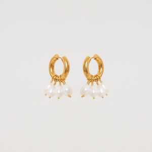 Pearl & Gold Hoop Earrings image 2