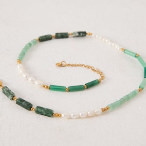 Freshwater Pearl and Green Stone Necklace image 3