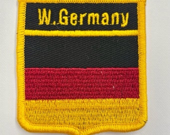 VINTAGE W ALLEMAGNE Patch de drapeau Badge brodé Coudre sur l’emblème Coupe du Monde de la FIFA 2022 Football Football