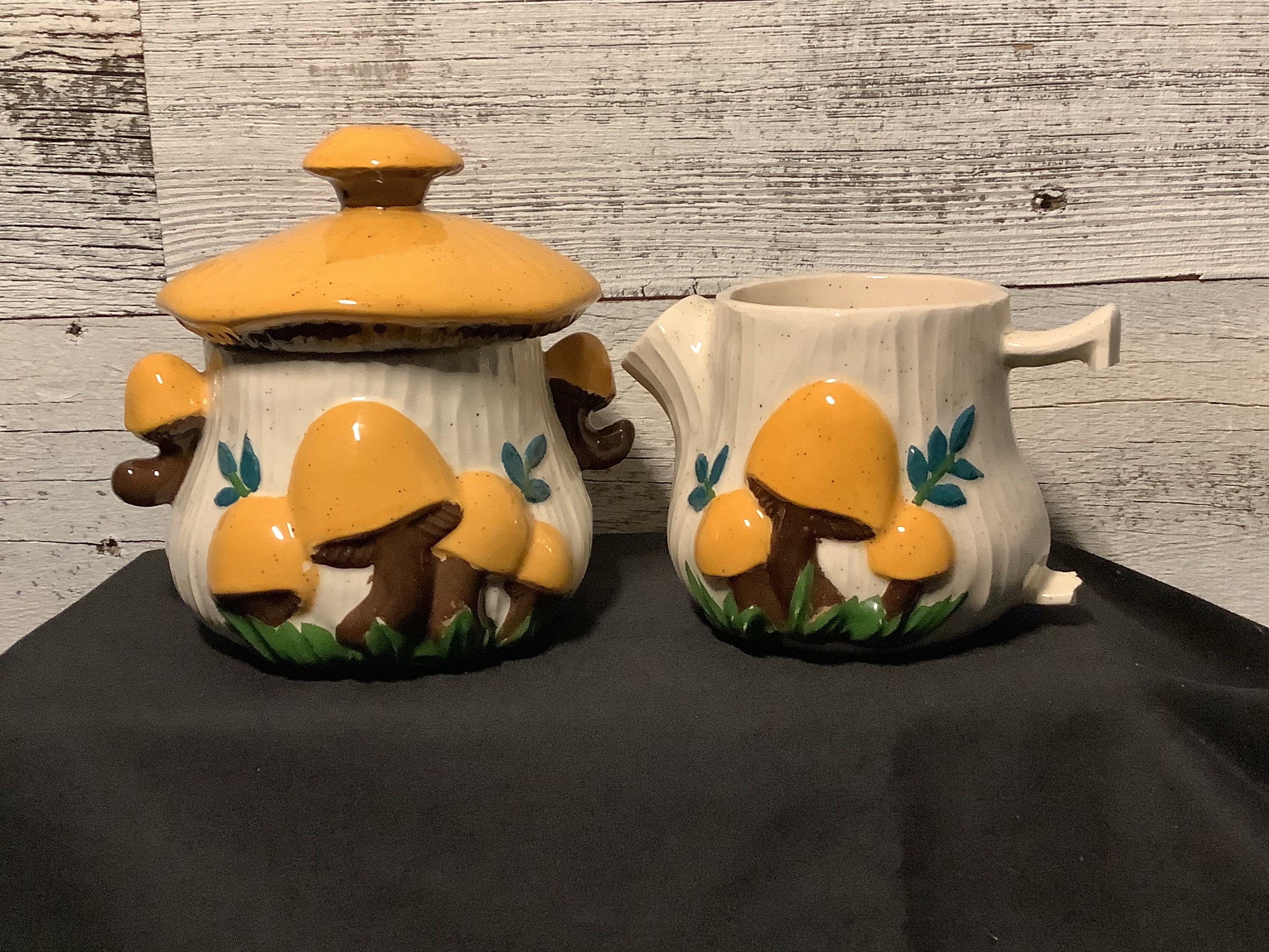 Arnel's Mushroom Pottery Tea Set, Mushroom Teapot Cream Sugar Set