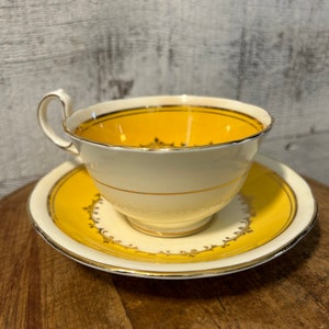 Aynsley Bone China Made in England 1940s Teacup and Saucer