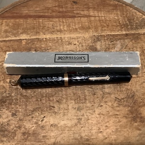 Vintage Rare Morrison&#39;s Ladies &quot;The Tourist&quot; Fountain Pen with Original Box