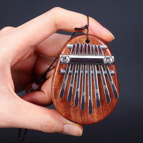 [Mini]Kalimba 8 Keys Cat Cute Portable Thumb Piano Exquisite Finger Piano  Musical Instrument Sapele Wood Marimba Good Accessory Pendant Gift for Kids