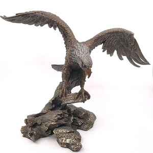 Eagle Sculpture | Veronese Design Eagle Spreading Wings Figurine | American eagle, Home Decor, Birthday Gift