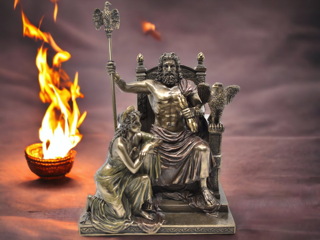 Zeus and Hera Statue Greek Mythology Zeus and Hera Sculpture on the
