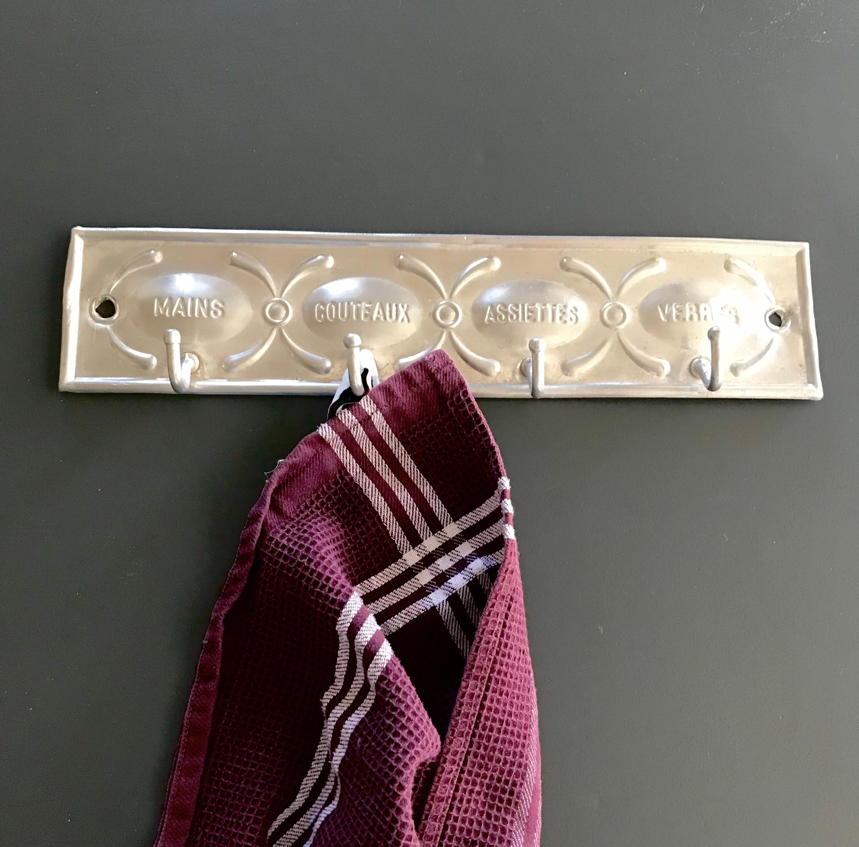 Old French Metal Wall Hung Towel Holder Rack Dish Cloth