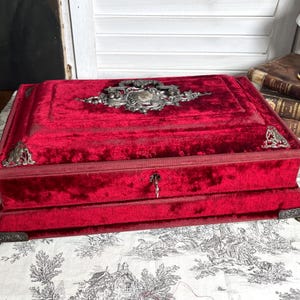 Big antique french Jewelry box red velvet Victorian period