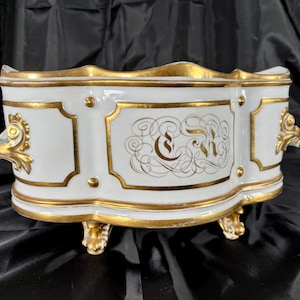 Antique Paris Porcelain Jardiniere Cache Pot, Gilt Porcelain Planter, French Napoleon III Centerpiece, Late 19th Century
