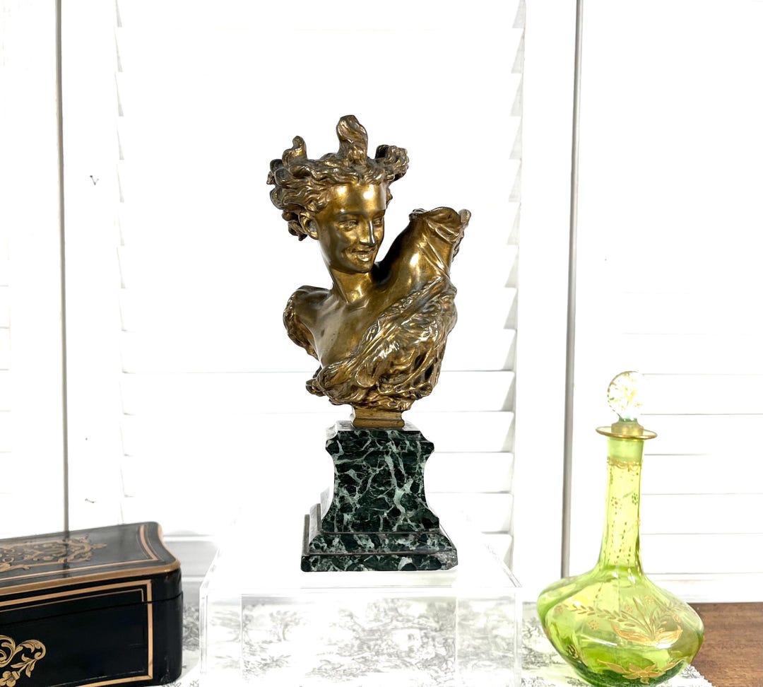 カルポー作、Genie de la Danse (ダンスの天才) によるフランスの