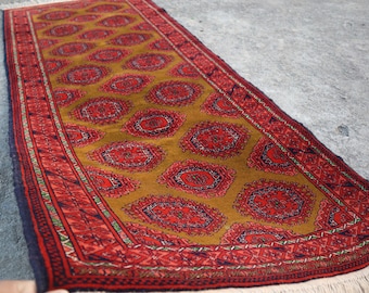 Vintage Afghan Turkoman Wool Runner Rug: Handmade Sarouqi Hallway Rug (2&#39;8 X 6&#39;7 Ft)