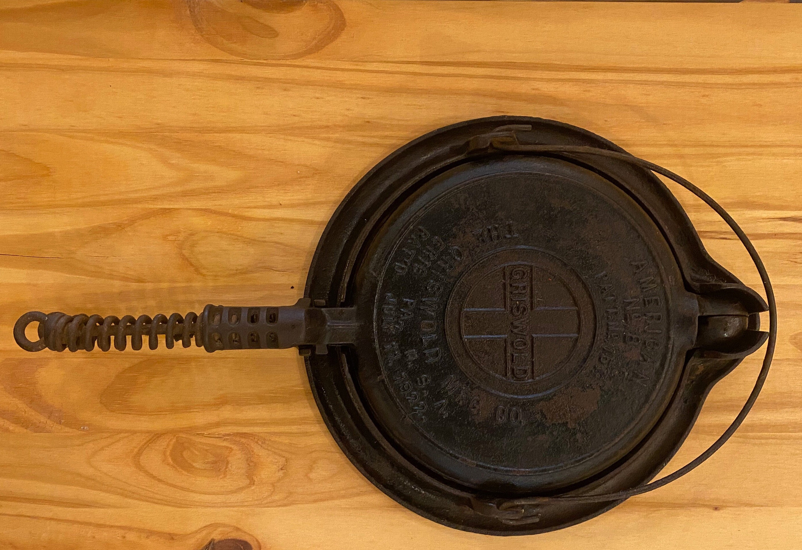 Rare 1922 Griswold Cast Iron Waffle Maker No.8 Etsy