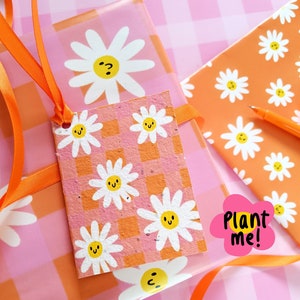 Plantable Gift Tag Daisies Gingham, Wildflower Seed Paper, Eco Friendly Recycled Cotton, Birthday, Present, Handmade