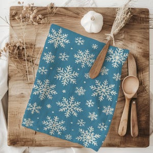 Snowflake Dish & Tea Towel – Winter Kitchen Decor, Holiday Dish Cloth, Rustic Christmas Linens, Seasonal Hostess Gift, Red Farmhouse Decor