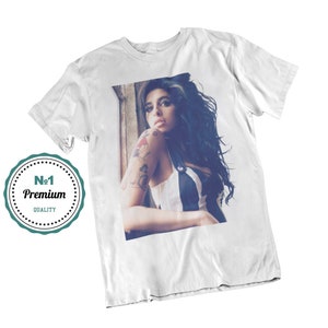 Amy Winehouse Retro Classic T-shirt