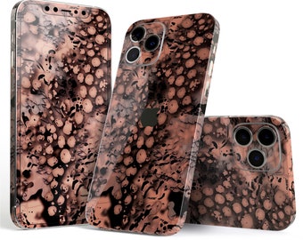 Muddy Girl Camo Coral // Protective Skin Decal Wrap Cover pour Apple iPhone 15, 15 Pro Max, 14, 13, 12, 11 (Tous les modèles!)