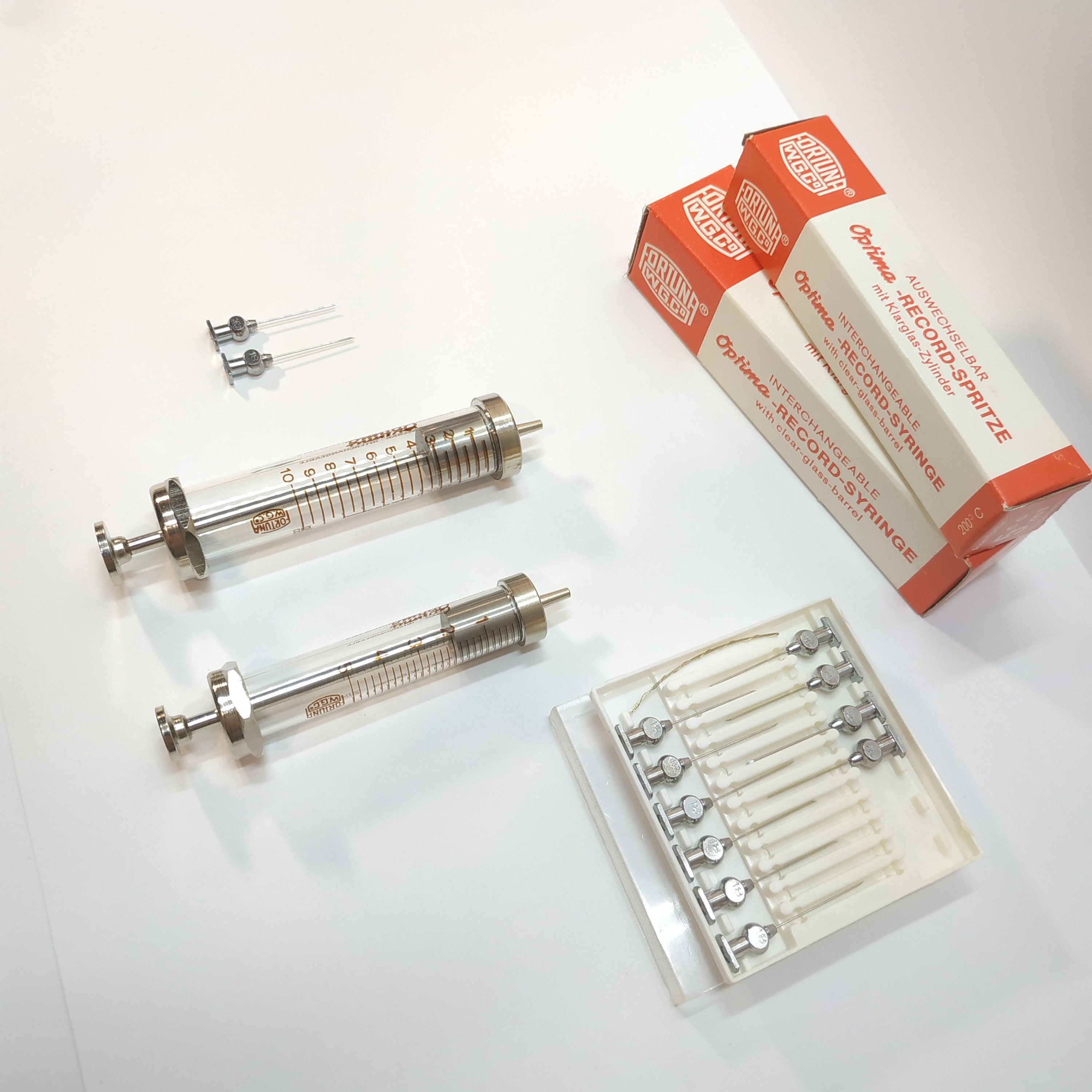 5 ml + 10 ml  NEW Glass Syringe + 1 box Record Needles Hypodermic Vintage Medical Fortuna optima KIT !