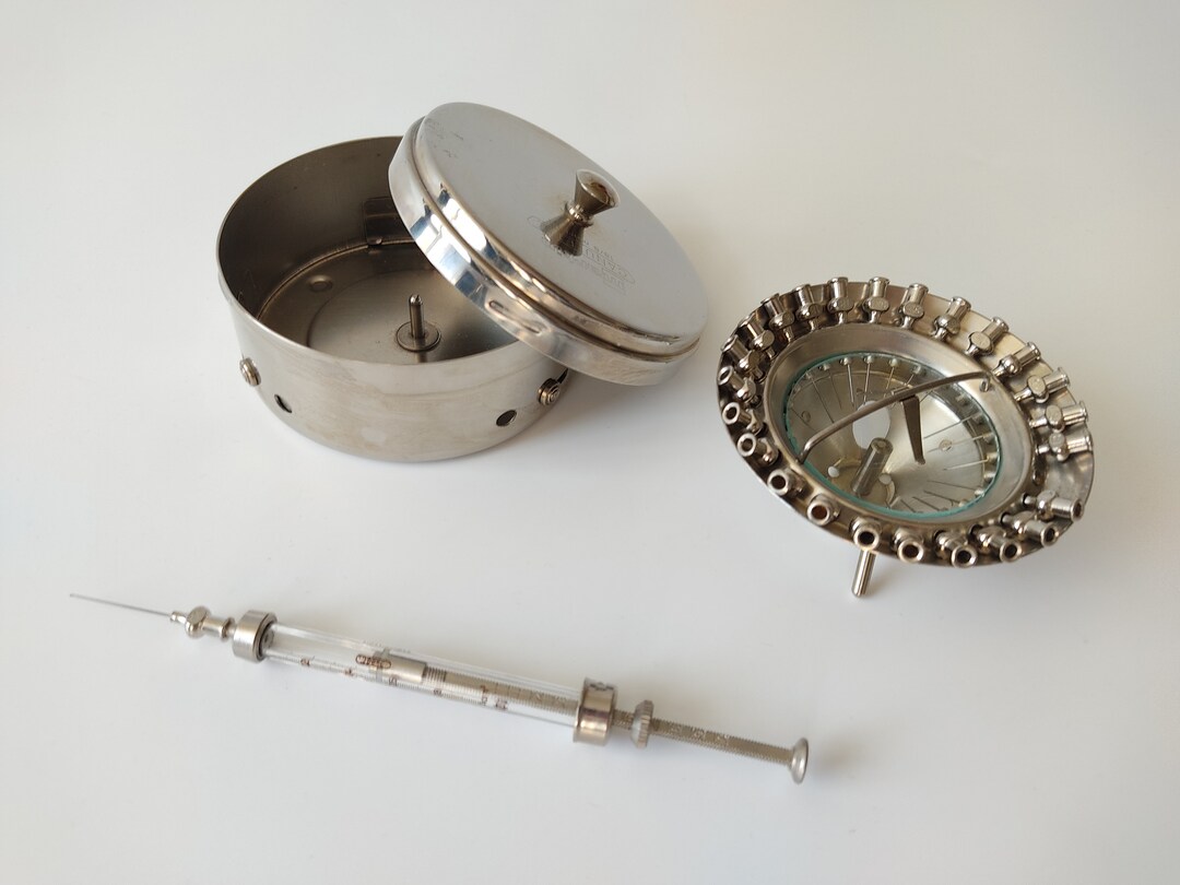 EXCELLENT CONDITION Antique Medical Kit Old Needle Holder and Syringe