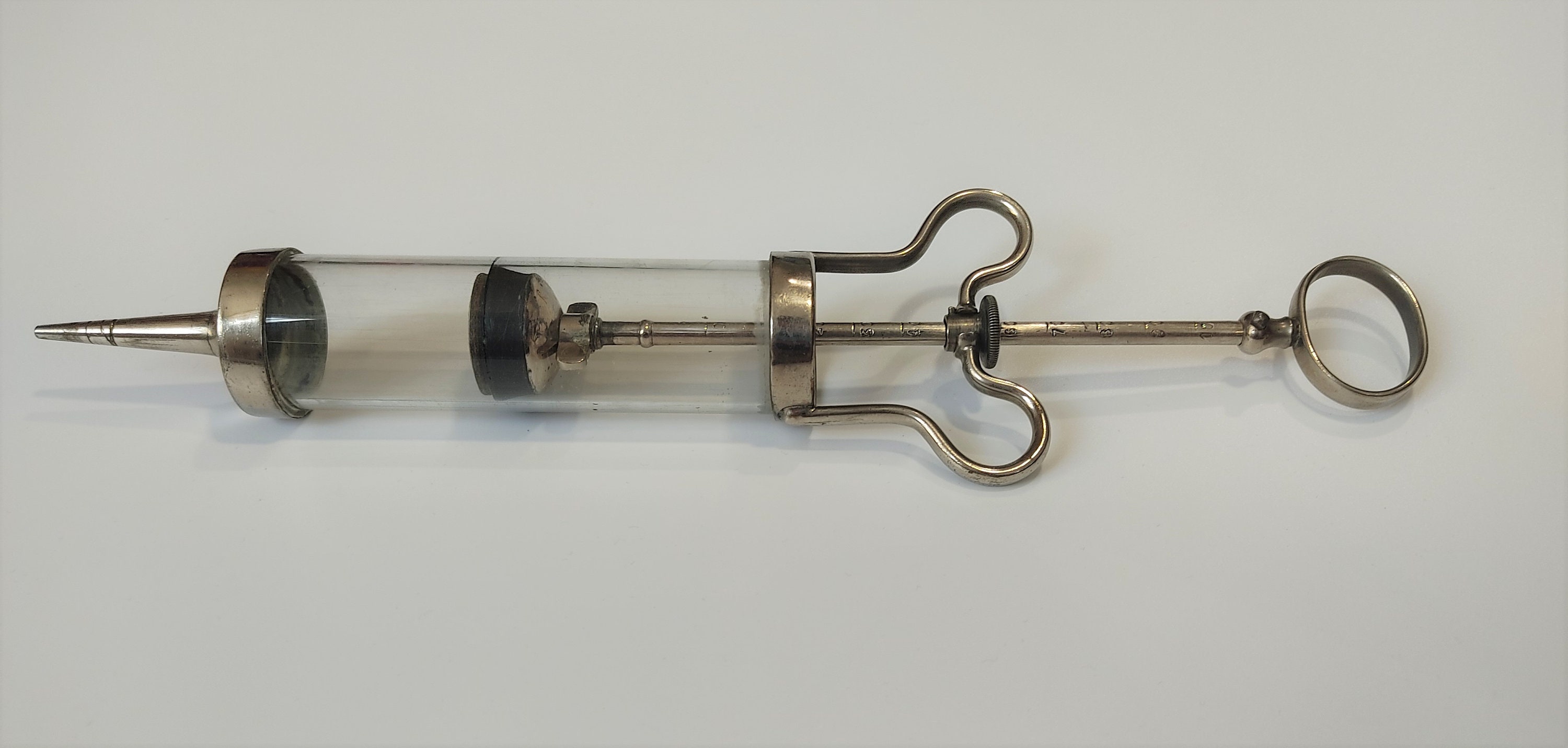 Vintage Medical Janet's 100 ML / 1 pc / OLD Glass Syringe  100 cc Janet Metal tip Reusable Antique Old 100 cc Injekcion Veterinarian Vet ?