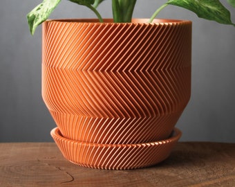 The Ponderosa Planter in Red Copper - Drainage Hole and Tray - Modern Indoor Plant Pot - 3D Printed Gift - Perfect for Succulent and Cactus