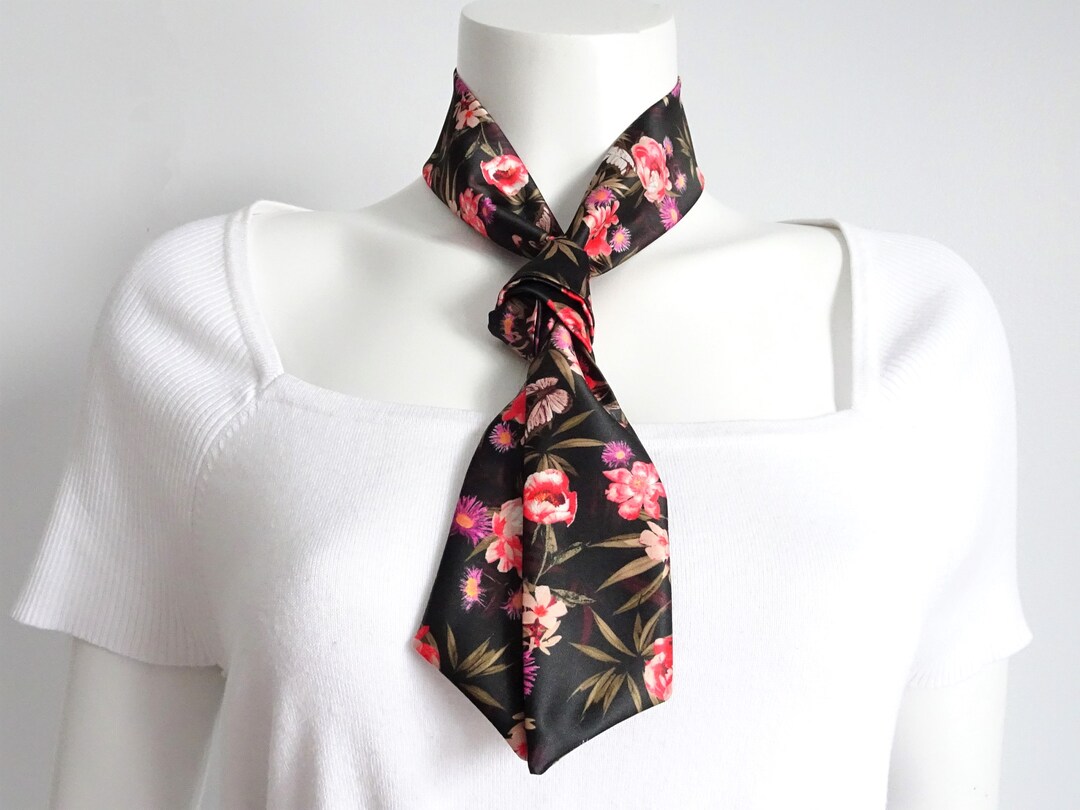 Vivo Basic Satin Scarf - Mint / Pink Floral Print