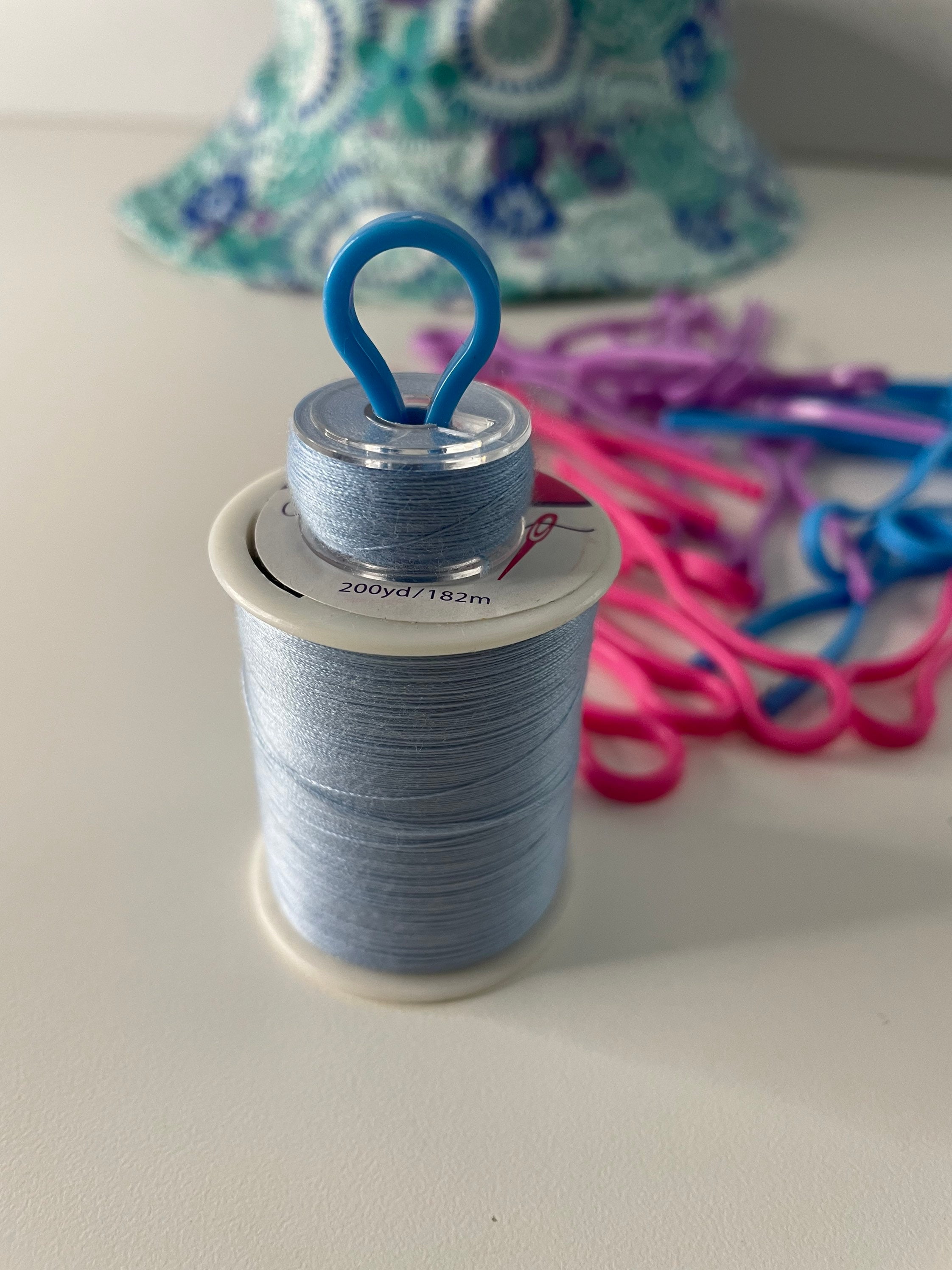 10/20/30Pcs Plastic Bobbin Thread Holders Sewing Thread Clip Spool Storage  Holder Thread Spool Organizer