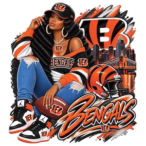 Può includere: Un'illustrazione grafica che ritrae una persona con una maglia a maniche lunghe nera, arancione e bianca a tema Bengals, jeans blu strappati, un berretto abbinato e scarpe da ginnastica, mentre tiene in mano un pallone da football.