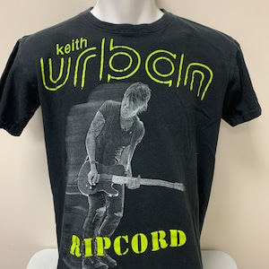 Gently Used Keith Urban 2016 Ripcord tour t shirt Small