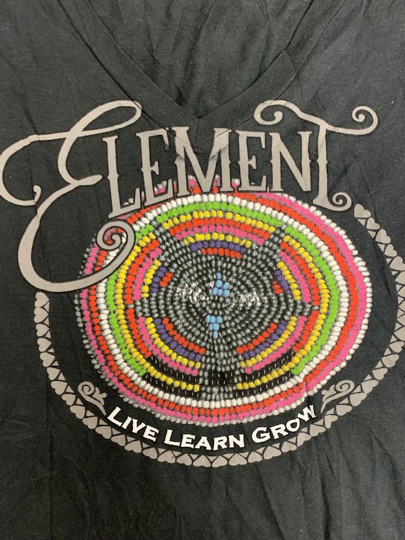 Gently Used Element Womens t shirt Large