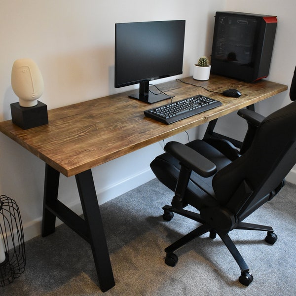 The GG Gaming Desk - Rustic meets industrial, solid wood, heavy duty gaming desk