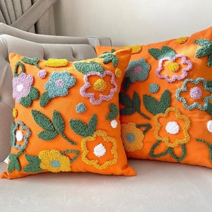 Punch Needle pillow, Embroidery Pillow, Decorative Cushion, Punch Pillow, Flowers Pillow cover