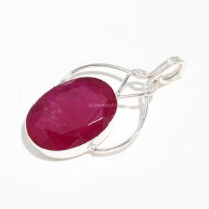 Exquisite Kashmir Ruby Pendant, Red Gemstone Pendant, Pendant, 925 Sterling Silver Jewelry, Engagement Gift, Pendant For Her