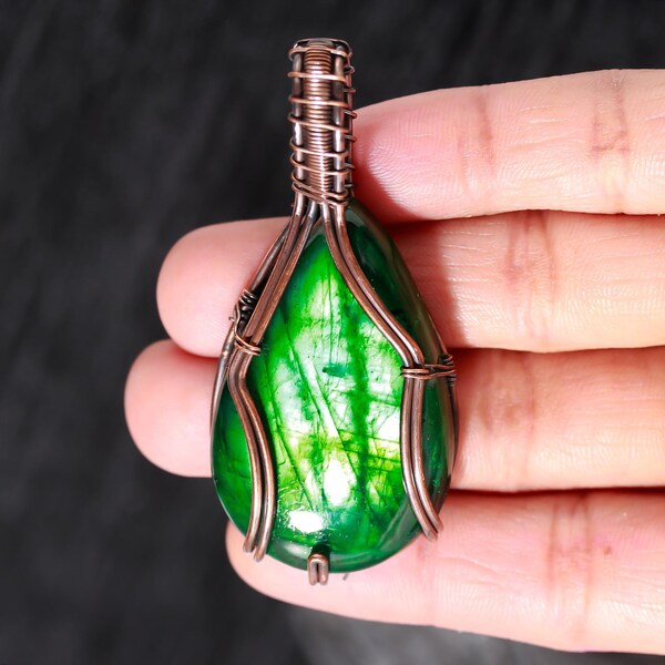 Green Fire Labradorite Pendant Copper Wire Wrapped Pendant Handmade Pendant Copper Jewelry Gemstone Pendant Wire Wrapping Jewelry For Gifts