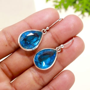 Pendientes de topacio azul, joyas de topacio azul, pendientes de plata de ley 925 con gota azul, pendientes minimalistas hechos a mano con piedra de nacimiento de noviembre, regalos