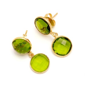 Boucle d'oreille péridot vert naturel, boucle d'oreille pendante en argent sterling 925 avec clous, boucle d'oreille faite main péridot en plaqué or pour cadeau femme
