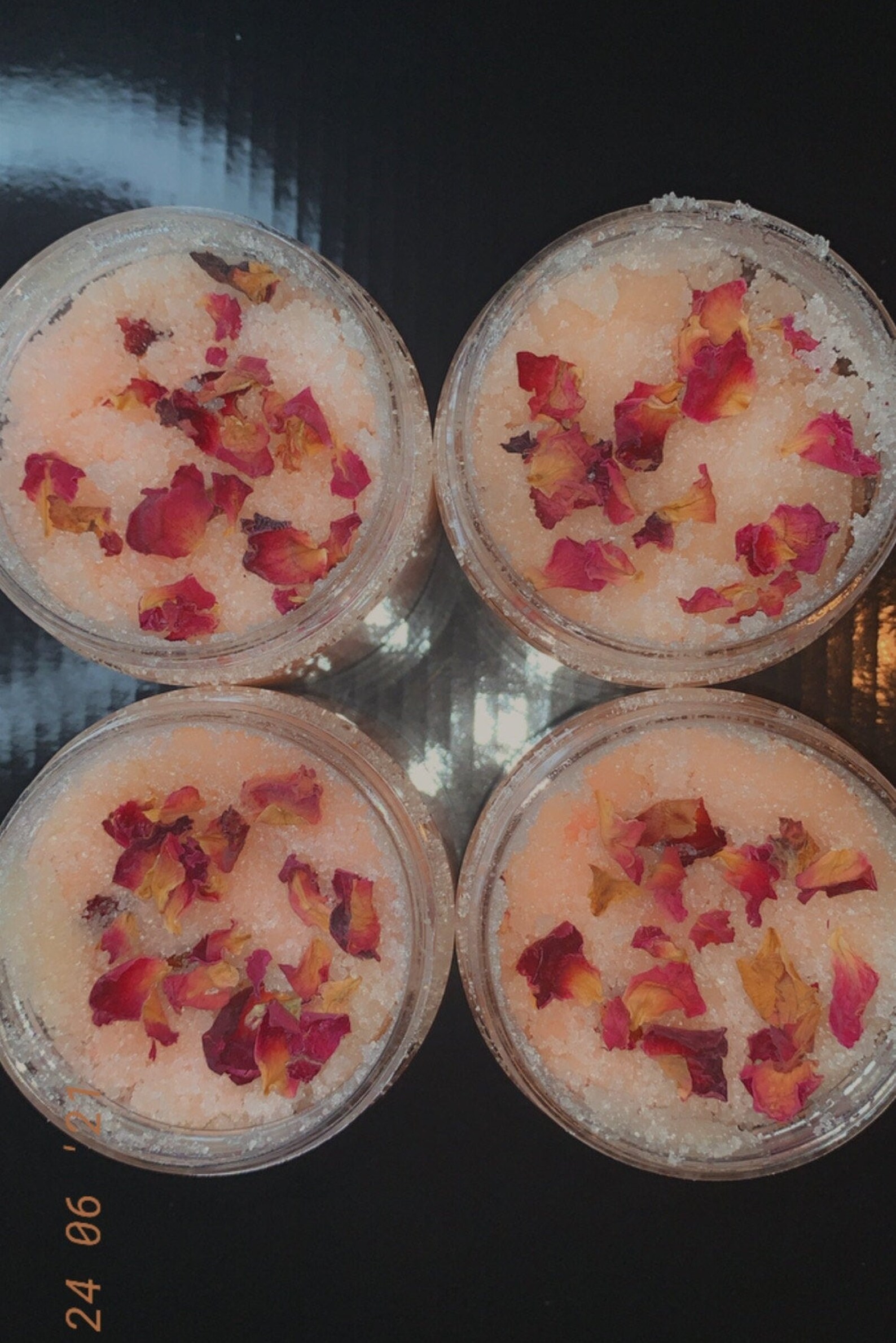 rosehip body scrub cleanser