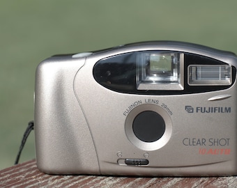Fujifilm QuickSnap 1986 Disposable Film Camera Gift Box Set
