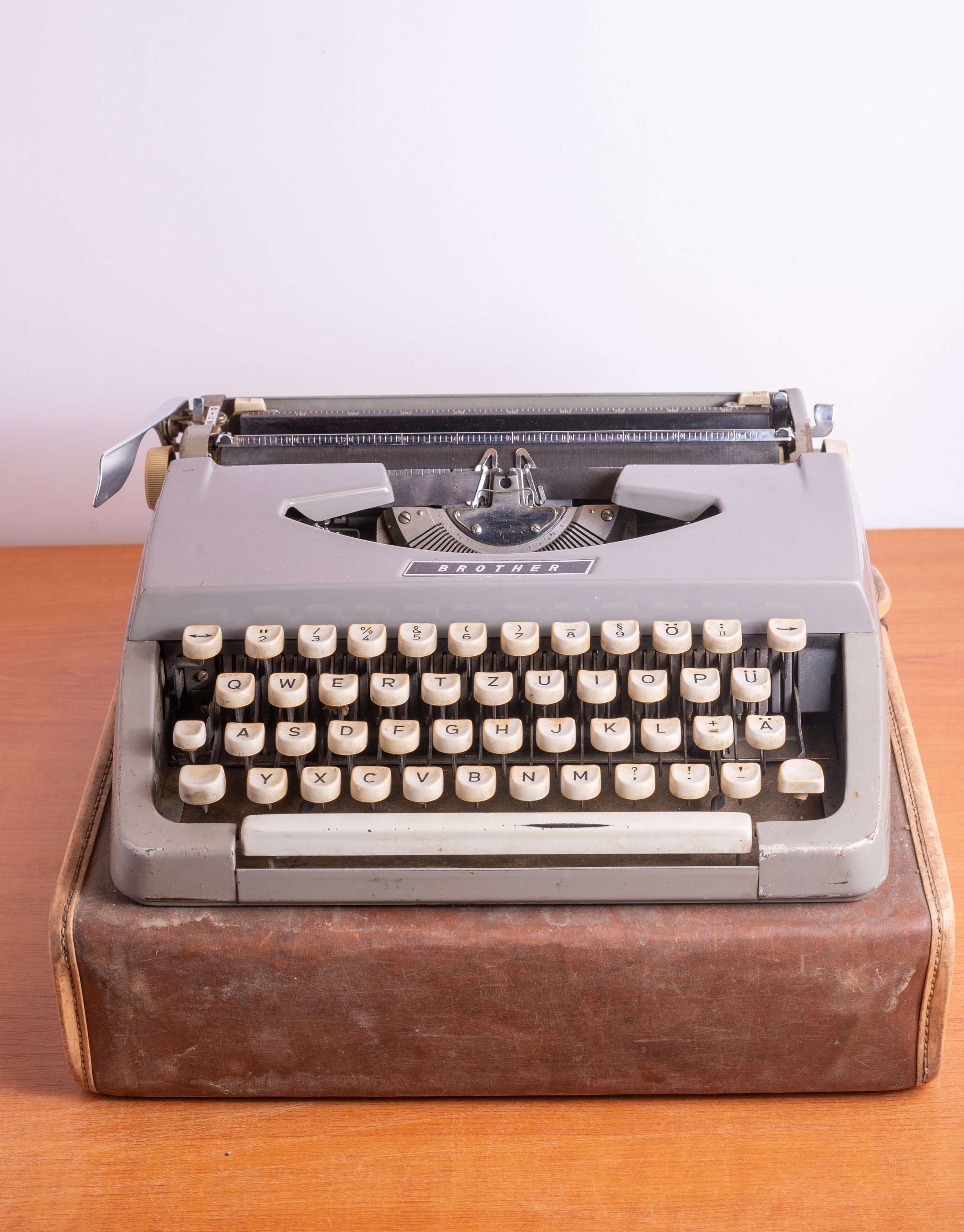 Brother Vintage Typewriter - Good Working Condition - Made in