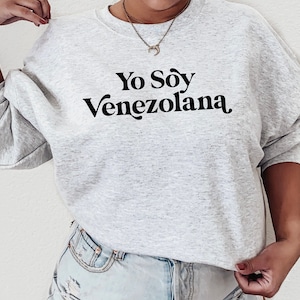 Yo Soy Venezolana Sweater - Empowered Latina crew neck - Hispanic Latina sweatshirt - Women Sweat shirt - Brown Pride - Gift for Him Her