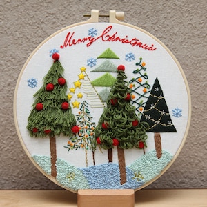 Christmas Embroidery Kit For Adult, DIY Craft Kit Beginner, Modern Cross Stitch, Handmade Christmas Pattern, Merry Christmas