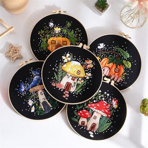 Mushroom Embroidery Kit Beginner, Modern Crewel Embroidery Kit with Pattern, Hand Embroidery, Autumn Crafts, DIY Gifts