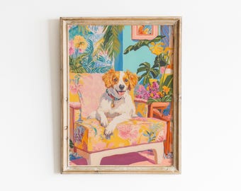 Peut inclure: Peinture encadrée d'un chien se reposant sur un fauteuil à motifs floraux. Le chien a un pelage brun et blanc et porte un collier bleu. L'arrière-plan présente des plantes et des fleurs tropicales aux couleurs vives.