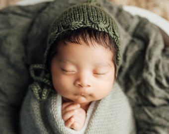 SIMPLE BONNET - for newborn session, hand knitted bonnet, newborn bonnet, newborn hat, for newborn photography, newborn props