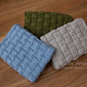 SIMPLE newborn blanket, newborn props, knitted chunky blanket, hand knit props, newborn session, newborn photos