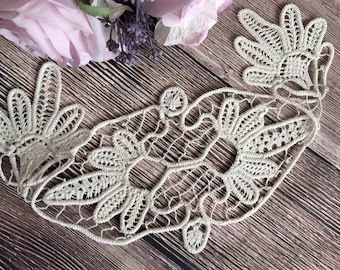 Vintage Hand Crocheted Romanian Lace Point Needlework Jacobean Floral Macrame Doily Table Decor,