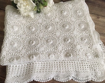 Vintage French Shabby Natural White Cotton Hand Crochet 3D Rose Tablecloth/ Bedspread/ Window Treat