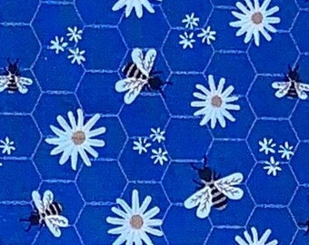 Daisies & Bee's Blue Pet Bandana, Daisies Pet Bow Tie, Spring Flowers Neckwear, Pañuelo Flores y Abeja Gato o Perro