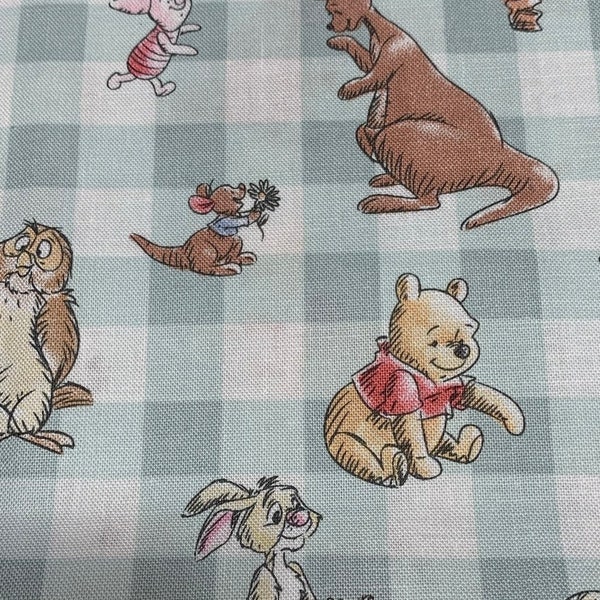 Winnie The Pooh and Friends Spring Pet Bandana On Plaid, Winnie The Pooh and Friends Pet Bow tie Plaid, Pañuelo Perro o Gato