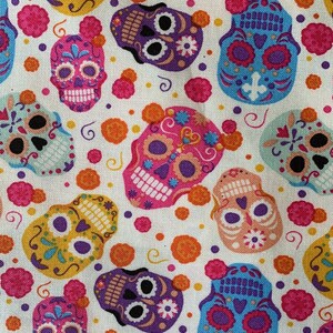 Halloween Sugar Skulls Pet Bandana, Dia de los Muertos Pet Neckwear, Disney Skull Dia de los Muertos, Skulls Pet Bandana