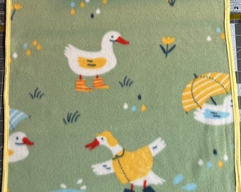 Handmade Cat Mat, Ducks Handmade Cat Mat, Handmade Cat Blanket, Spring Summer Ducks Cat Mat Handmade