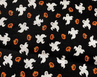 Mini Ghost and Pumpkin Pet Bandana, Reversible Pet Bandana, Spooky Ghost  Pet Halloween Bandana, Bow Tie Pet Bandana Mini Ghost on Black
